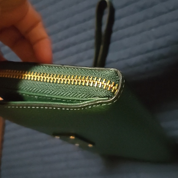 Kate Spade Wallet - Picture 6 of 6